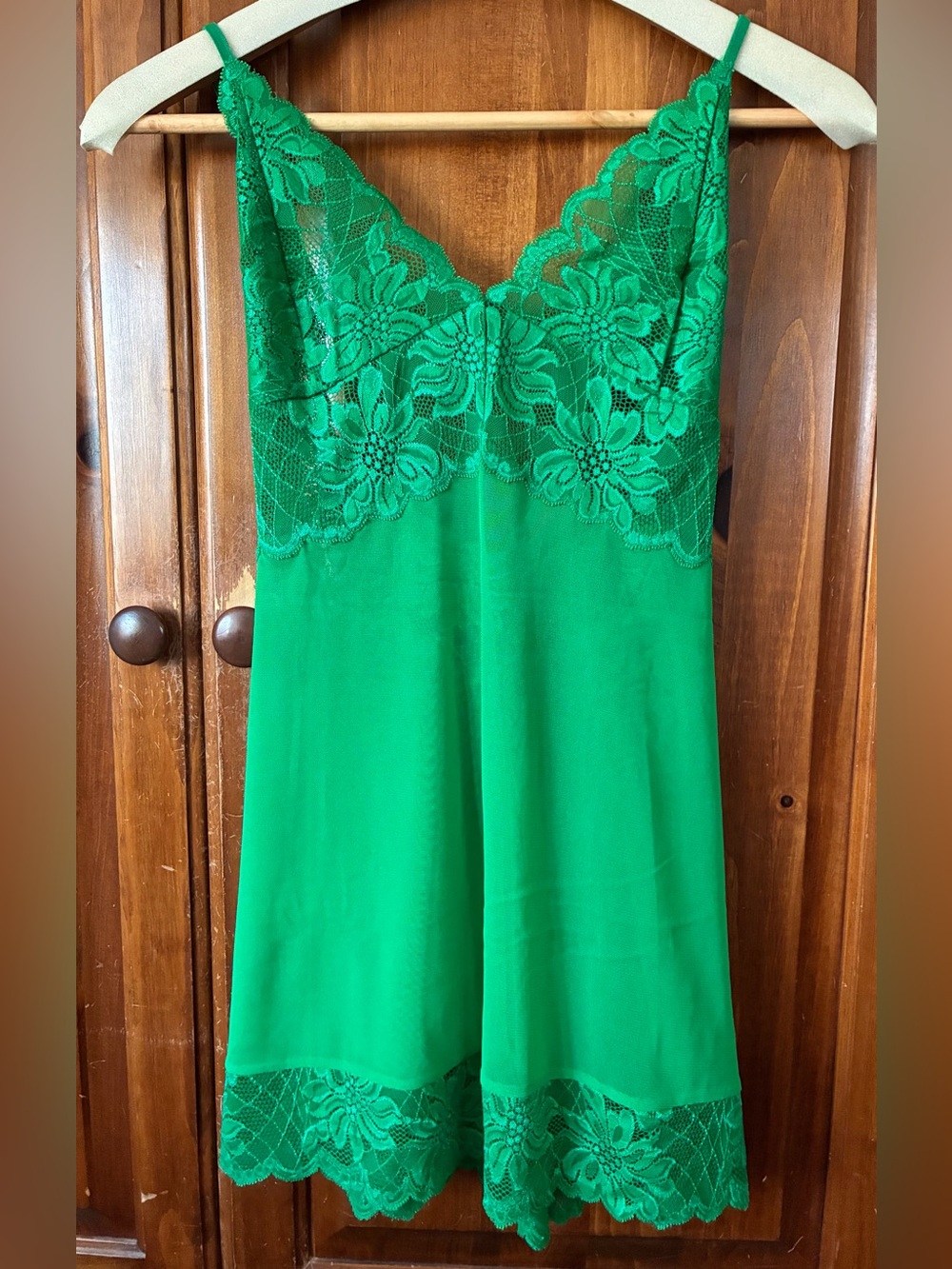 Vintage Frederick’s of Hollywood Kelly Green Lace & Mesh Chemise Nightie, XL